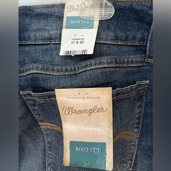Wrangler Jeans Western Bootcut 17x32 Blue Women’s - Picture 3 of 3